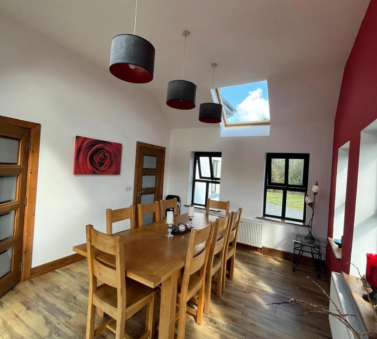 Fabulous 4 Bedroom House, Gateway To Connemara Galway