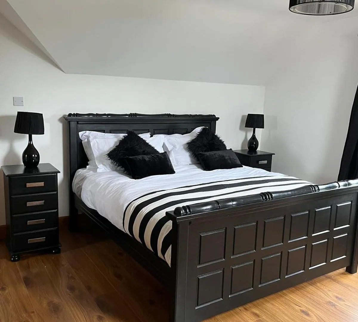 Fabulous 4 Bedroom House, Gateway To Connemara Galway 0*,  Ireland