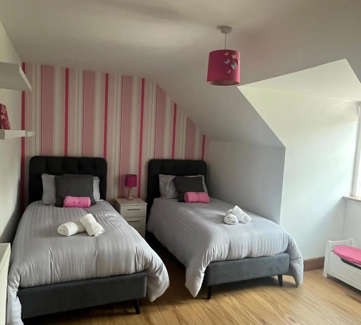 Fabulous 4 Bedroom House, Gateway To Connemara Galway Holiday home